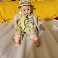 Madama alexander yellow for sale  Monroe