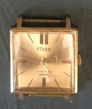 Montre carrée marque d'occasion  Juziers