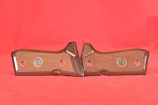 Beretta standard checkered d'occasion  Expédié en Belgium