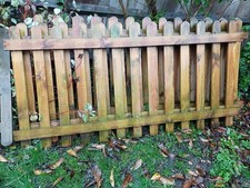 Wooden picket fencing for sale Wooden picket fencing for sale  BERKHAMSTED