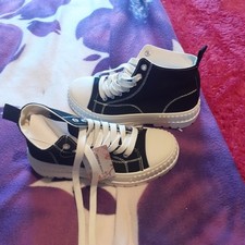 Ladies claudia ghazzani for sale  LIVINGSTON