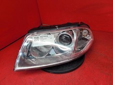 Volkswagen passat headlight for sale  THAME