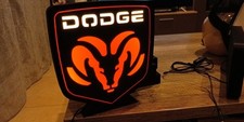 Logo lumineux dodge d'occasion  Renwez