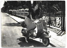 Cartolina pubblicitaria scoote usato  Trieste