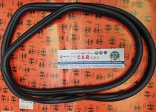 Guarnizione parabrezza alfa usato Guarnizione parabrezza alfa usato  Roma