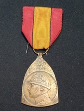 3.4 médaille militaire d'occasion  Saint-Jean-en-Royans