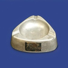 Ancien cendrier cigarettes d'occasion Ancien cendrier cigarettes d'occasion  Bauvin