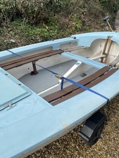Wayfarer sailing dinghy. for sale  CALLINGTON