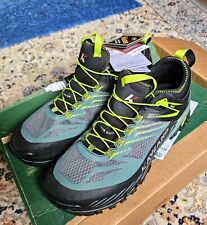 Scarpe trekking hiking usato  Canelli