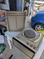 Giradischi valigia radio usato  Sant Anastasia