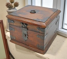 Caixa de armazenamento quadrada de madeira vintage original antiga feita à mão de metal ajustada comprar usado  Enviando para Brazil