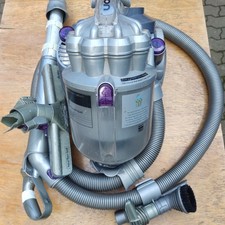 Dyson dc08 anschauen gebraucht kaufen  Kamenz-Umland