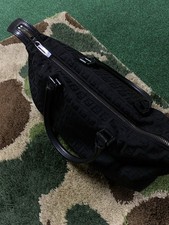 Usado, Bolsa de mão Fendi monograma preta bolsa de couro lona usada  comprar usado  Enviando para Brazil