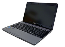 Notebook portatile toshiba usato  Ardea