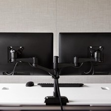 Vari dual monitor for sale  Bay City