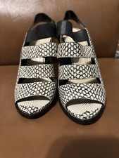 Nine west woman for sale  Kenton