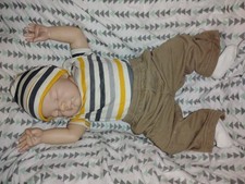 Bebê menino renascido comprar usado Bebê menino renascido comprar usado  Enviando para Brazil