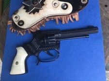 Revolver amorce jouet d'occasion  Suresnes