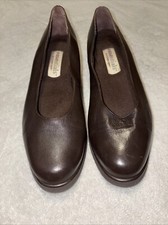Etienne aigner easentials for sale  East Northport