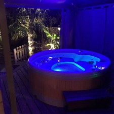 Surrey hot tub for sale  BASILDON