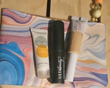 Lote misto de produtos de base e máscara facial de marca EM bolsa de cosméticos (incluída) comprar usado  Enviando para Brazil