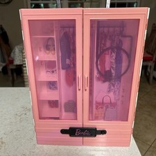 Estojo de transporte Barbie rosa guarda-roupa Ultimate Closet 2018 Mattel  comprar usado  Enviando para Brazil