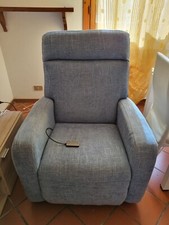 Poltrona reclinabile elettrica usato  Lucca