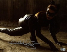 ANNE HATHAWAY SIGNED 11x14 PHOTO CATWOMAN THE DARK KNIGHT RISES RARE BECKETT BAS comprar usado ANNE HATHAWAY SIGNED 11x14 PHOTO CATWOMAN THE DARK KNIGHT RISES RARE BECKETT BAS comprar usado  Enviando para Brazil