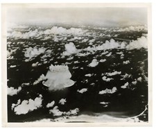 Foto oficial vintage 1946 Baker Day biquíni atol bomba atômica teste explosão comprar usado  Enviando para Brazil