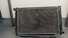 8d0121251n radiatore acqua usato  Ferrara