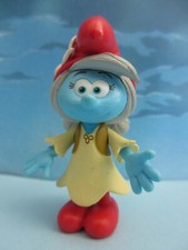 Lovely 2016 smurf d'occasion  Expédié en Belgium