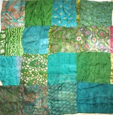 LOTE DE TELAS SARI VINTAGE SEDA PURA REMANENTES 16 piezas 8" CUADRADOS PROYECTO DE DECORACIÓN VERDE segunda mano  Embacar hacia Mexico