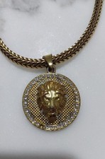 Collana dorata con usato  Carrara