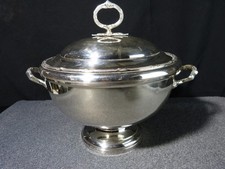 Légumier soupière pied d'occasion  Vaugneray