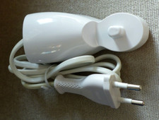 Ladestation elektrische zahnb� gebraucht kaufen  Schönebeck (Elbe)