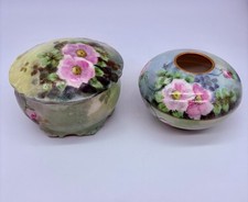 Conjunto de vaidade antigo Jean Pouyat Limoges pintado à mão receptor de cabelo e caixa de bugigangas comprar usado Conjunto de vaidade antigo Jean Pouyat Limoges pintado à mão receptor de cabelo e caixa de bugigangas comprar usado  Enviando para Brazil