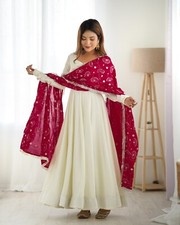 Robe femme pakistanaise d'occasion  Expédié en France