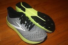 Nuovissime scarpe corsa usato  Spedire a Italy