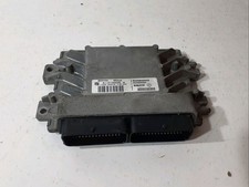 Calculateur moteur dacia d'occasion  Saint-Gildas-des-Bois