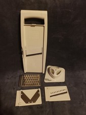 Retired pampered chef for sale  De Soto