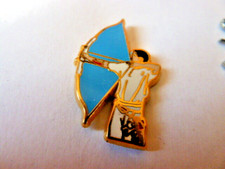 Pin archery enamel d'occasion  Expédié en Belgium