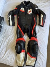 Dainese veloster one for sale  WELLINGTON