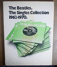 Livro de canções The Beetles coleção single 1962-1970 comprar usado  Enviando para Brazil