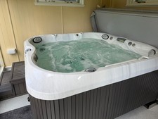 Jacuzzi j335ip series for sale  YORK