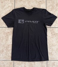 Camiseta masculina de manga curta Pivot Cycles preta pequena corrida de bicicleta atlética EUA comprar usado Camiseta masculina de manga curta Pivot Cycles preta pequena corrida de bicicleta atlética EUA comprar usado  Enviando para Brazil