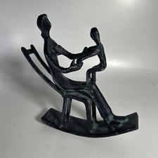Desconhecido no estilo de Henry Moore, mãe e filho em cadeira de balanço comprar usado  Enviando para Brazil
