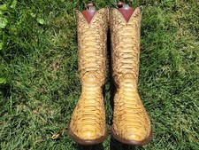10.5 vtg nocona for sale  Nashua