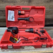 Broca martelo Milwaukee, 18V 1/2", 0627-20, com bateria e carregador, na caixa comprar usado  Enviando para Brazil