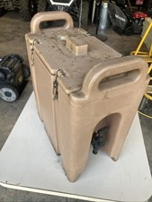Cambro 250lcd 2.5 for sale  Superior