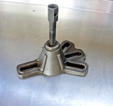 Vintage universal hub for sale Vintage universal hub for sale  THORNTON-CLEVELEYS